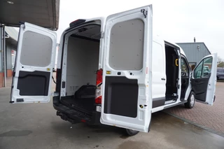 Ford Transit 2024 - 350 2.0 TDCI 130PK L3H2 Trend imagem 5