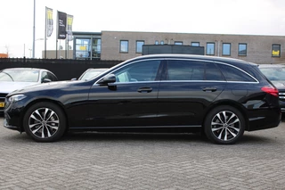 Mercedes-Benz C-Class 2022 - Estate 300e Luxury Line DISTRONIC CAMERA SFEER CARPLAY TREKHAAK immagine 5