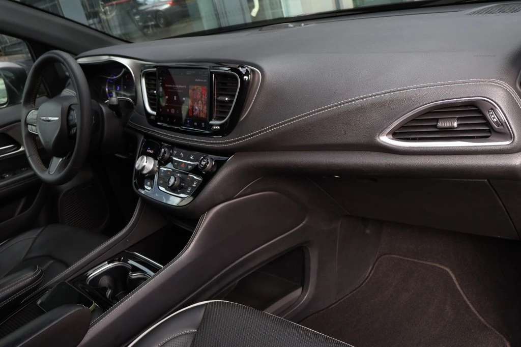 Chrysler Voyager 2023 - 3.6i V6 Hybrid LIMITED S PHEV 7 - Persoons / Plug In Hybrid afbeelding 27