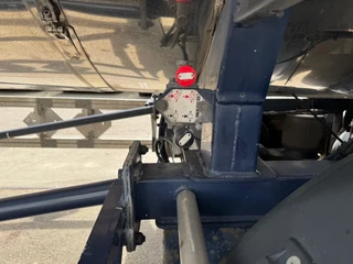 Hendricks, Goch TSA 38 2004 - 3 AXLE BITUMEN OPLEGGER immagine 10
