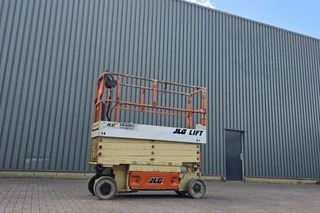 JLG 2011 - 2630ES Electric, Working Height 10m, 230 kg Capaci zu verkaufen