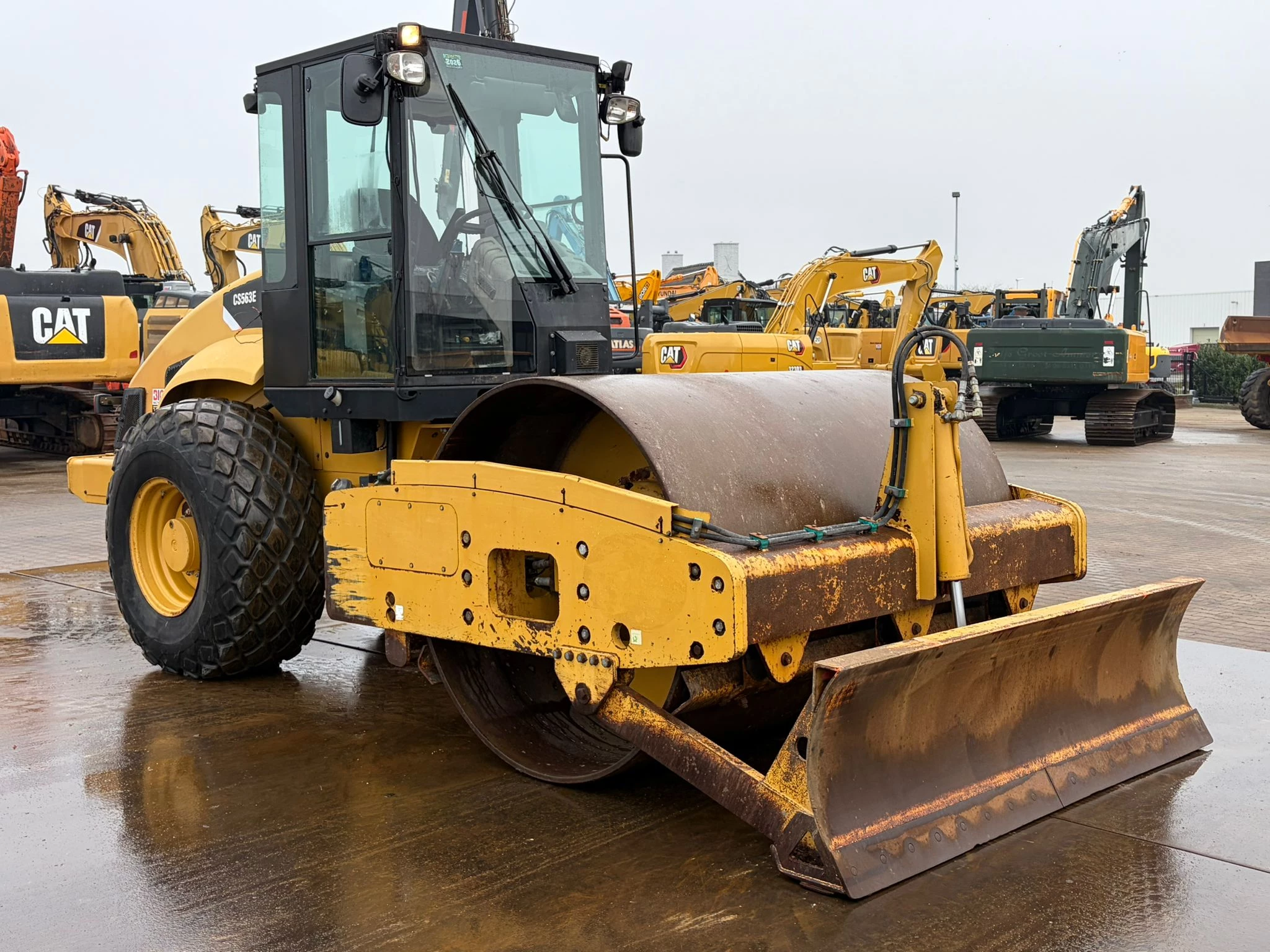 Caterpillar CS563E 2007 image 7