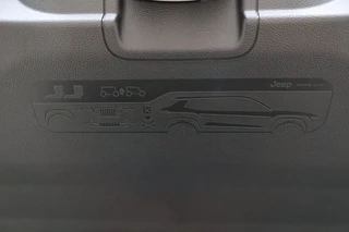 Jeep Avenger 2023 - 1.2 ALTITUDE / 18 inch + All Season / Apple Carplay / LED Lampen zdjecie 28