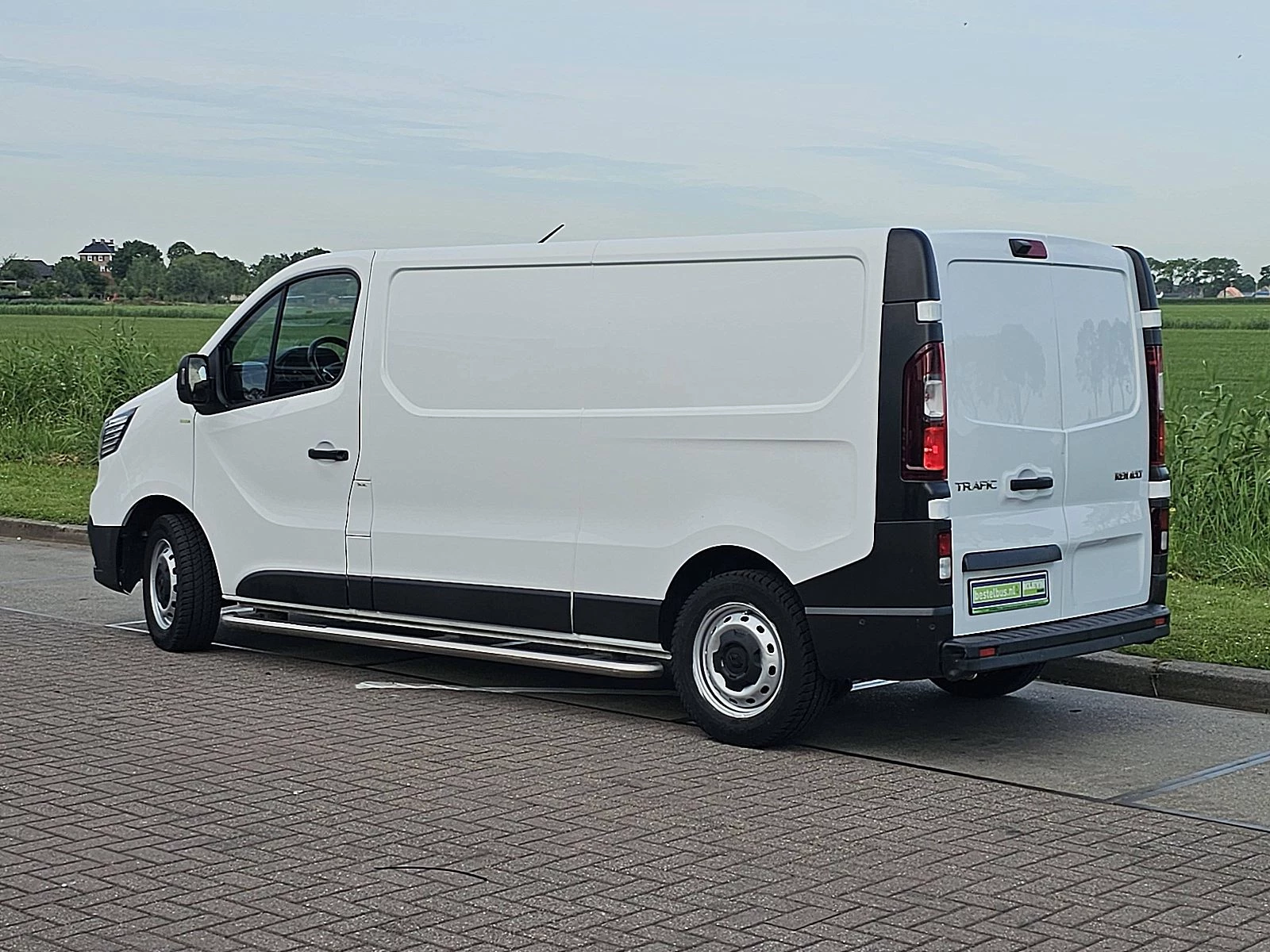 Renault Trafic 2022 - 2.0 DCI Bild 6