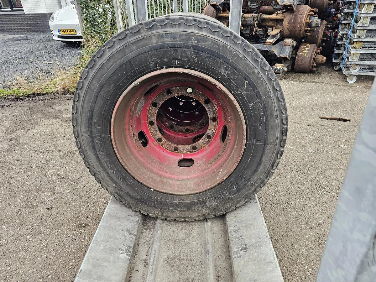 UNIROYAL 9 R 22.5 2000 imagem 3