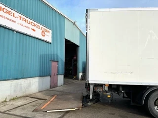DAF CF 65.250 2008 - COOLING TRUCK WITH CARRIER D/E COOLER (EURO 5 / AS-TRONIC / 2.500 KG. LOADING PLATFORM) obrazek 12