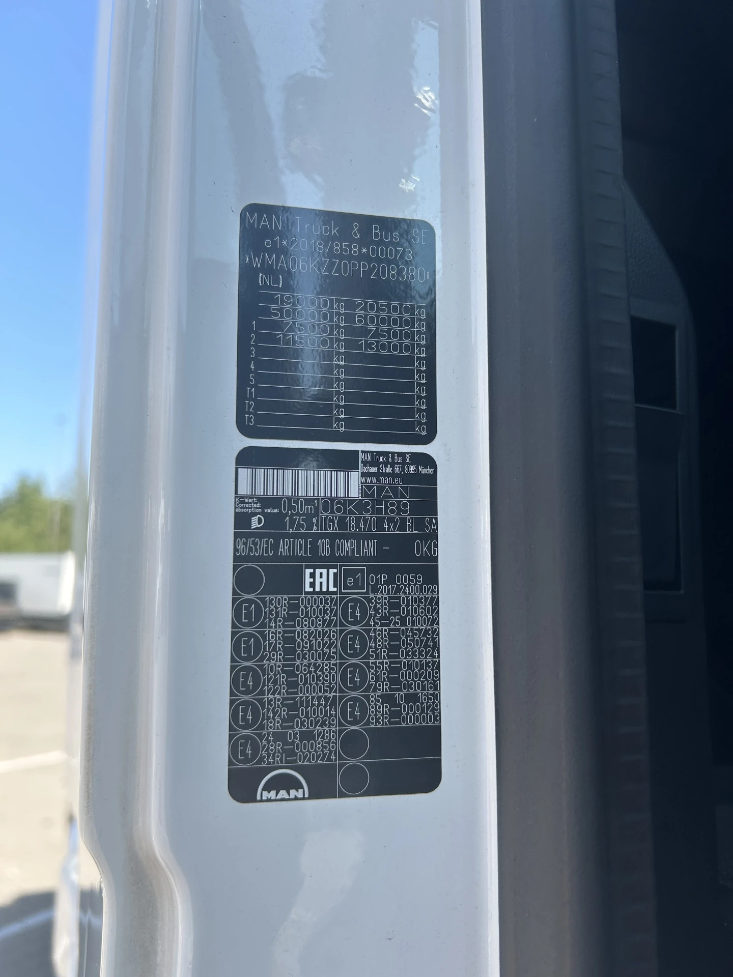 MAN TGX 2023 - 18.470 GX / 264 dkm / Retarder image 18