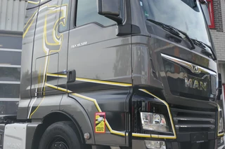 MAN TGX 2019 - 18.500 EvoLion Individual Edition | XXL Cab. | Retarder | 2 Tanks | 563360Km | 2019 | Stand Klima | Navi | A/C | ACC | Fridge | TV | Subwoofer | Euro6-C | 4X2 | German Truck afbeelding 2 miniatuur