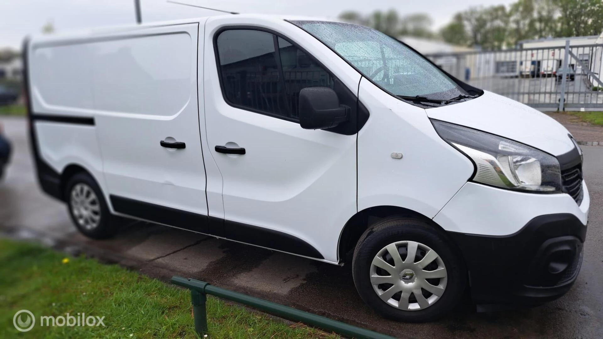 Renault Trafic 2015 - bestel 1.6 dCi T27 L1H1 Comfort Energy afbeelding 1