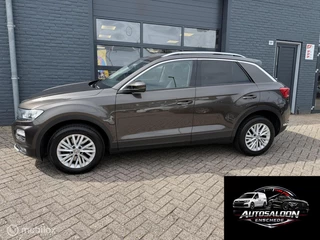 Volkswagen T-Roc 2018 - 1.0 TSI Style 116 PK Airco Navi PDC obrazek 2