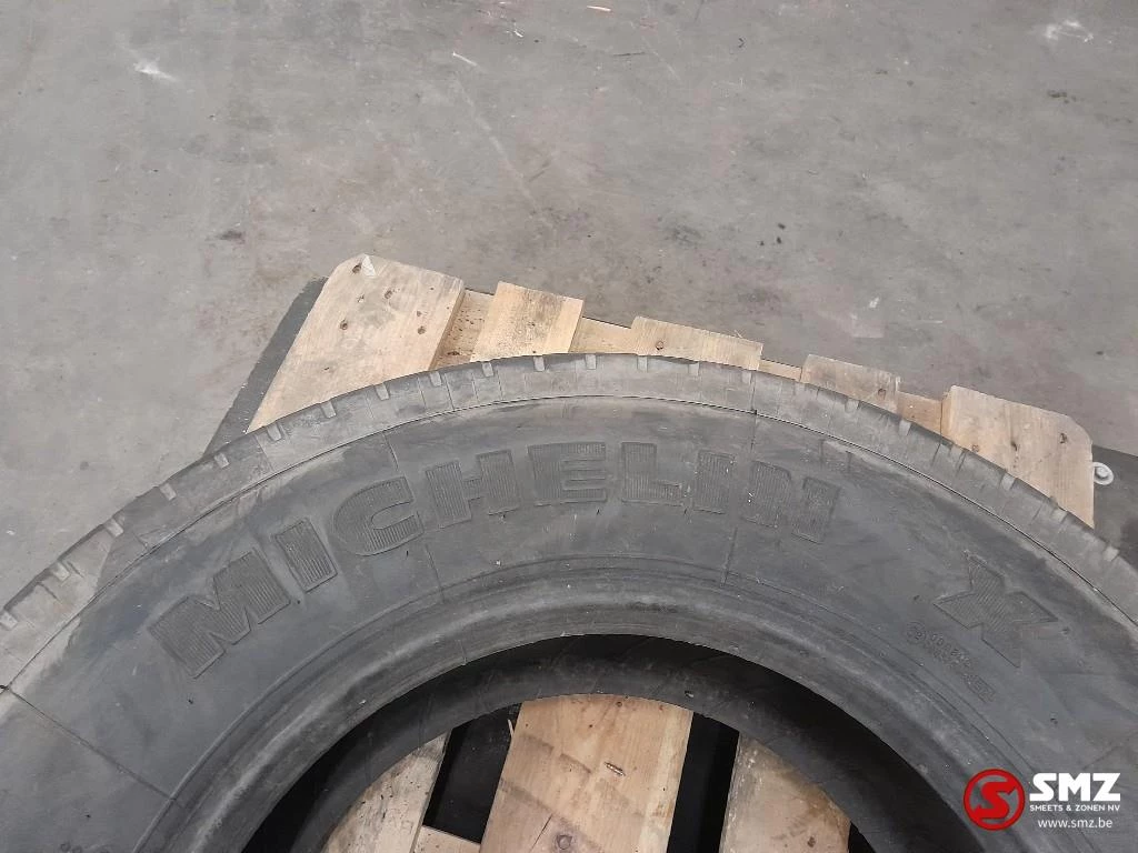 Michelin - Occ vrachtwagenband Michelin 265/70R19.5 immagine 2