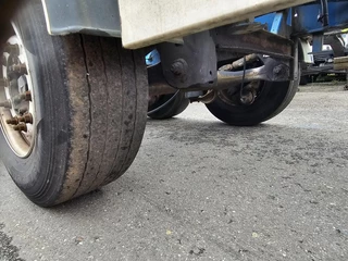Van Hool 3B2018- 40 FOOT 2 X 20 FOOT CONTAINER CHASSIS, MB DISC. TUV APK 07-11-2026 2007 - N/A zdjecie 14