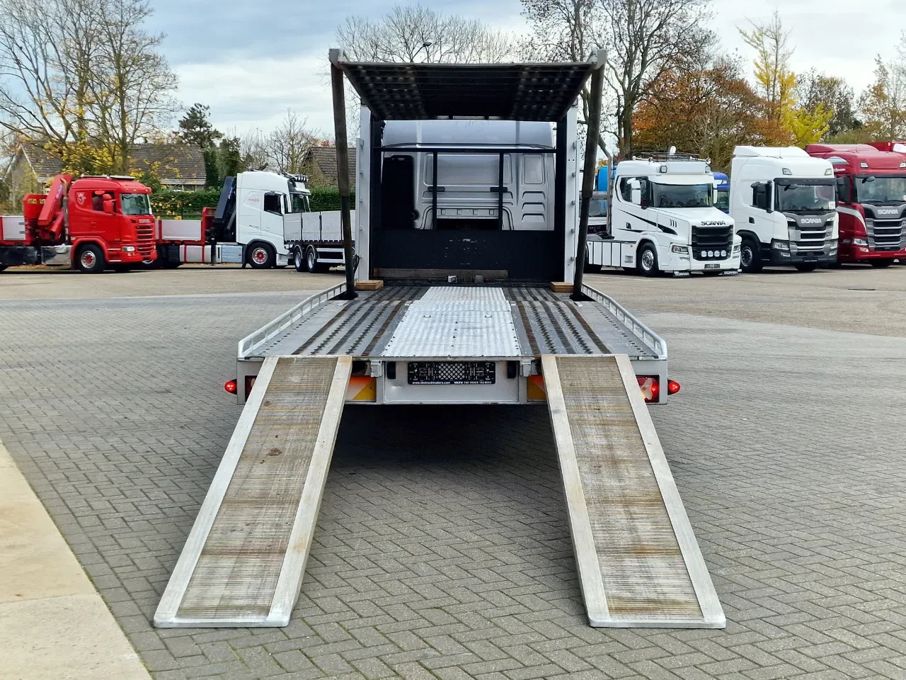 MAN TGL 2009 - 12.240 4x2 Cartransporter - 12T - AS Tronic - Hydraulic deck - Sleeper cab image 13
