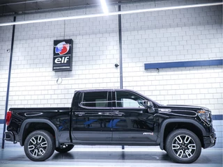 GMC Sierra 2024 - 1500 AT4 obrazek 2