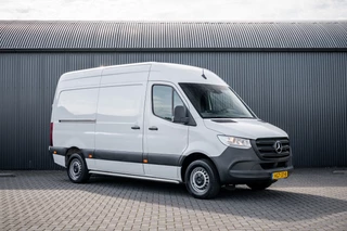 Mercedes-Benz Sprinter 2020 - 311 CDI RWD L2H2 | Volledig Ingericht | Mbux | Camera | Climatronic image 4