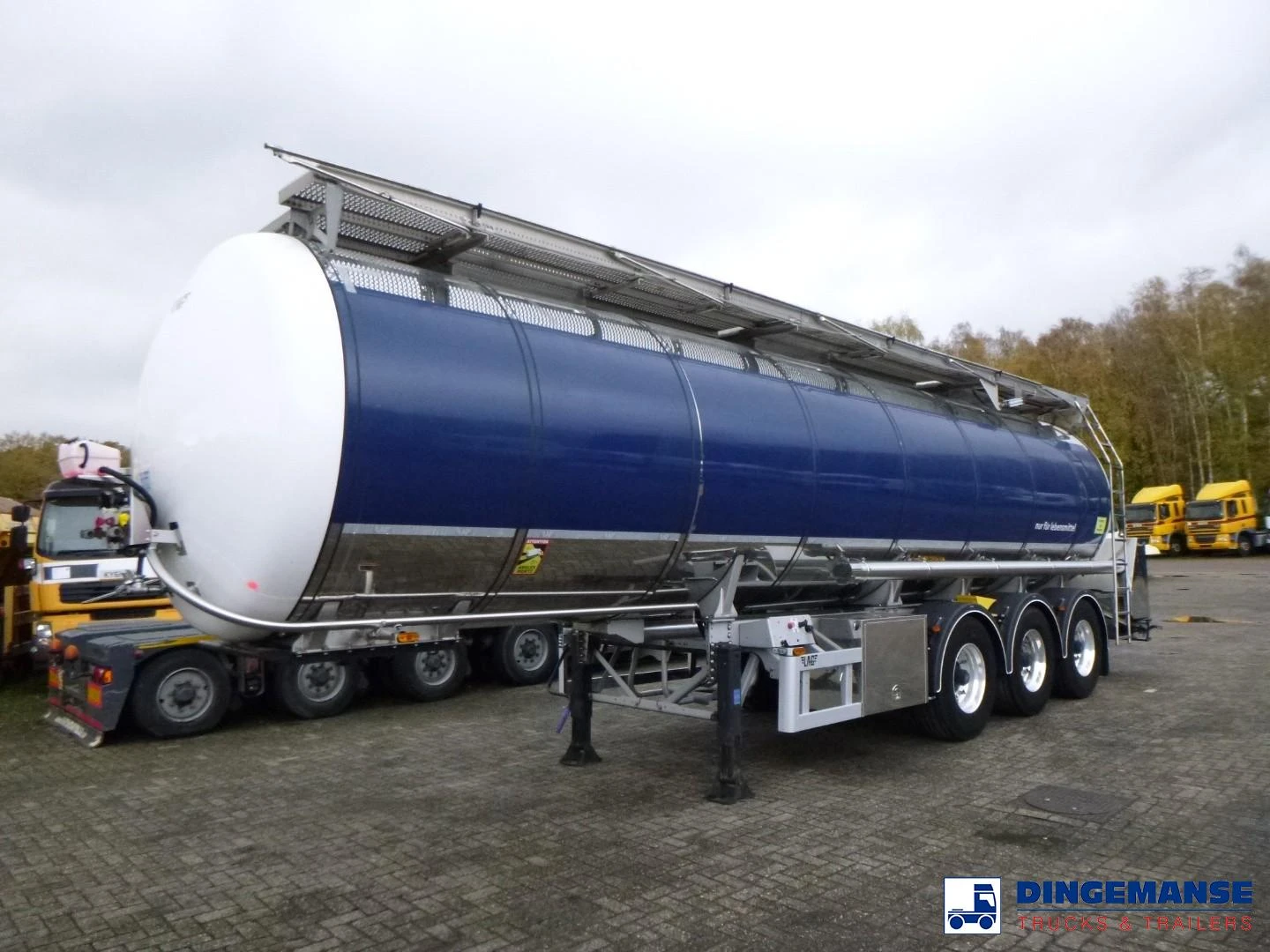 LAG Food tank inox 32 m3 / 3 comp + pump, steaming heating, webasto 2022 obrázek 1