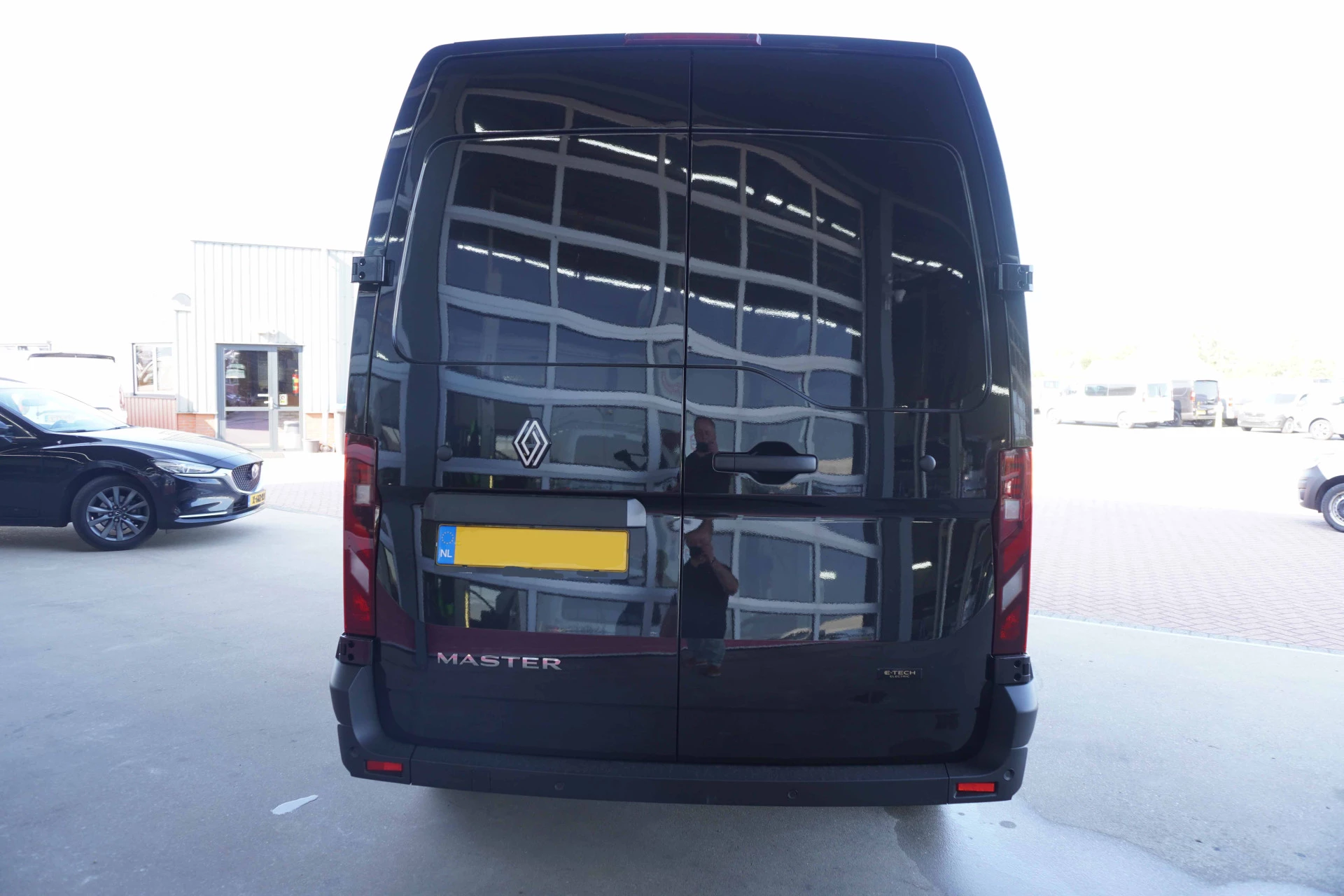 Renault Master 2026 - E-Tech T35 L2H2 Advance long range 87 kWh 143PK Automaat obrázek 6