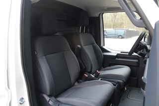 Kia PV5 2026 - L2H1 Plus 71.2 kWh 164pk - 416km WLTP - Stoel/Stuurverwarming - Keyless - V2L - Camera - ACC met stuurhulp - Rijklaar zdjecie 48