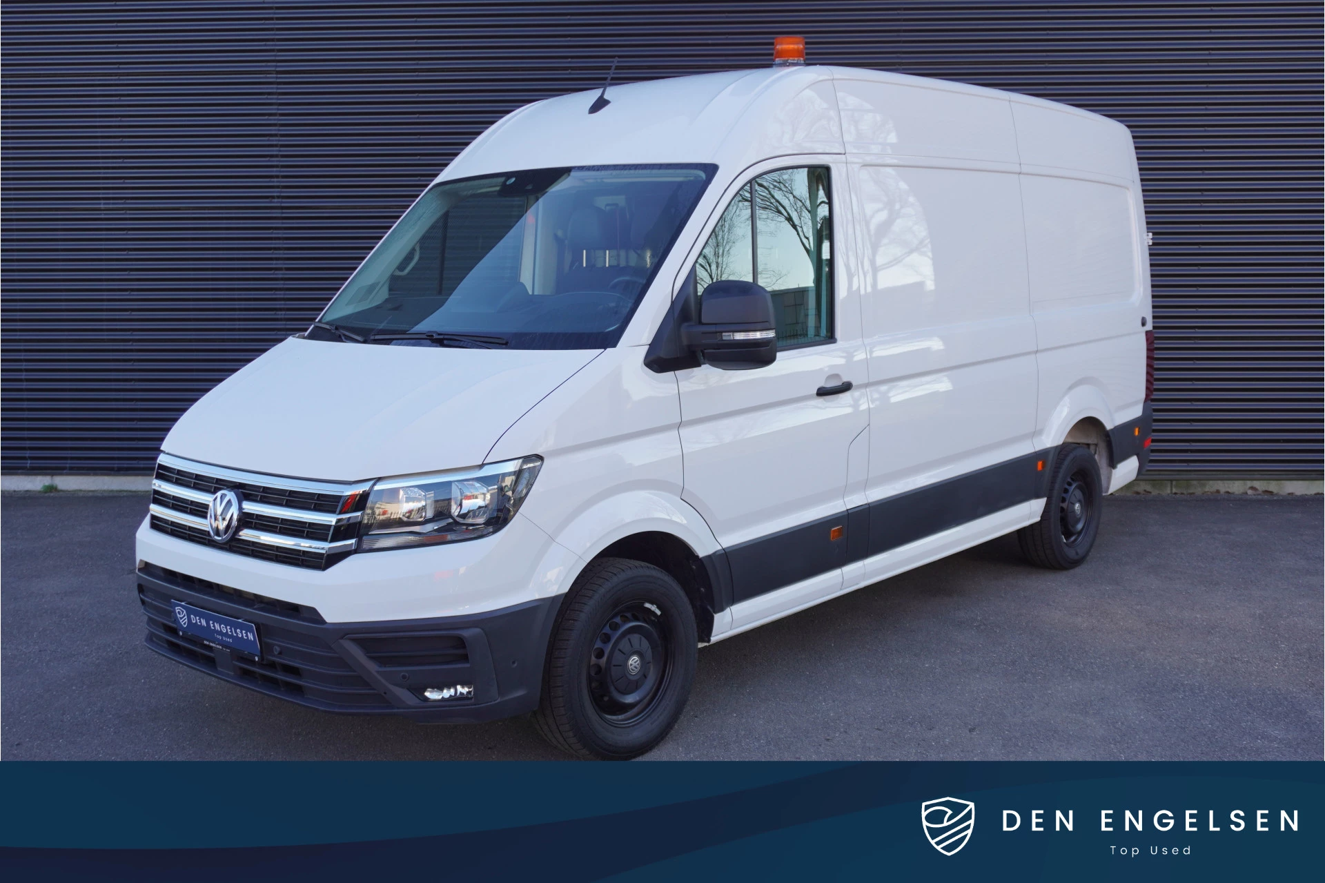 Volkswagen Crafter 2022 - 35 177pk RWD L3H3/L2H2 3500kg Trekgewicht Trekhaak Apple Carplay Camera Cruise control Navigatie Tacho afbeelding 1