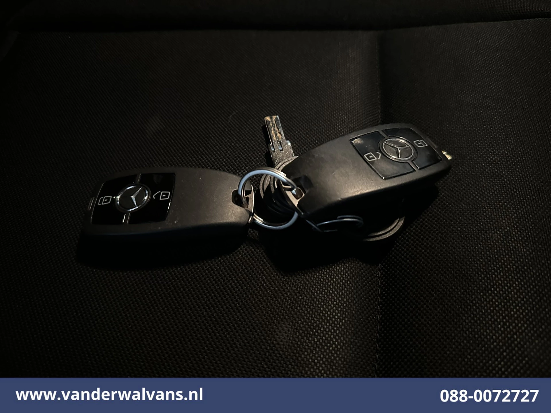 Mercedes-Benz Sprinter 2020 - 214 CDI 143pk L2H2 Euro6 Airco | Camera | Apple Carplay | Cruisecontrol | Trekhaak Bild 17