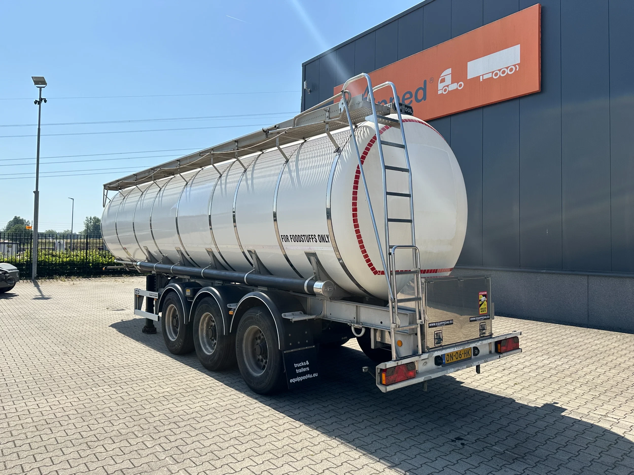 Van Hool 2014 - FOOD / LEBENSMITTEL / empty weight: 5.860kg / 29.500L / 1-comp.+ 1 baffel / discbrakes / NL / APK: 05/2027 afbeelding 3