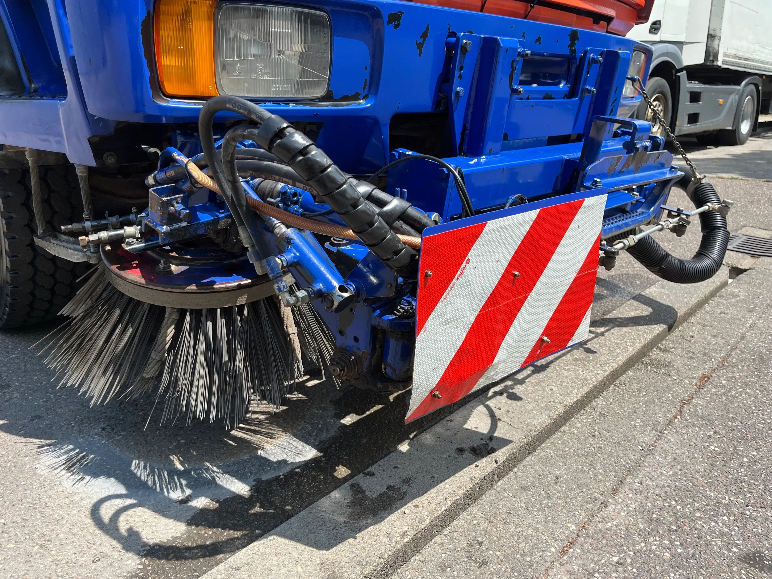 Mercedes-Benz 1317 2000 - KO, Kehrmaschine, Straßenreiniger, selbstf. Arbeitsmaschine afbeelding 14