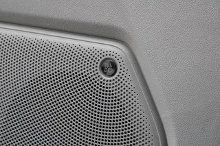 Ford E-Transit Custom 2026 - 340 L2H1 Limited 71 kWh 218pk | 2x Schuif | DDS LED | 360 Camera | B&O | ACC | Navi | Verwarmd stuurwiel | Elek trekhaak | AGR-stoel | Rijklaar zdjecie 7