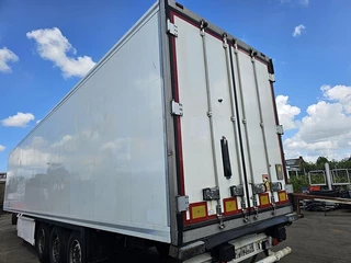 Krone SDR 27 EL4-FB, 3 AXLE FRIDGE TRAILER WITH MEAT RAILS THERMO KING DUAL TEMP 2016 - N/A bild 24