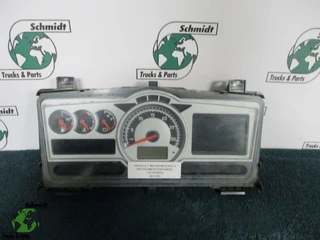 Renault - MAGNUM 7421050634 INSTRUMENTENPANEEL EURO 5 zu verkaufen