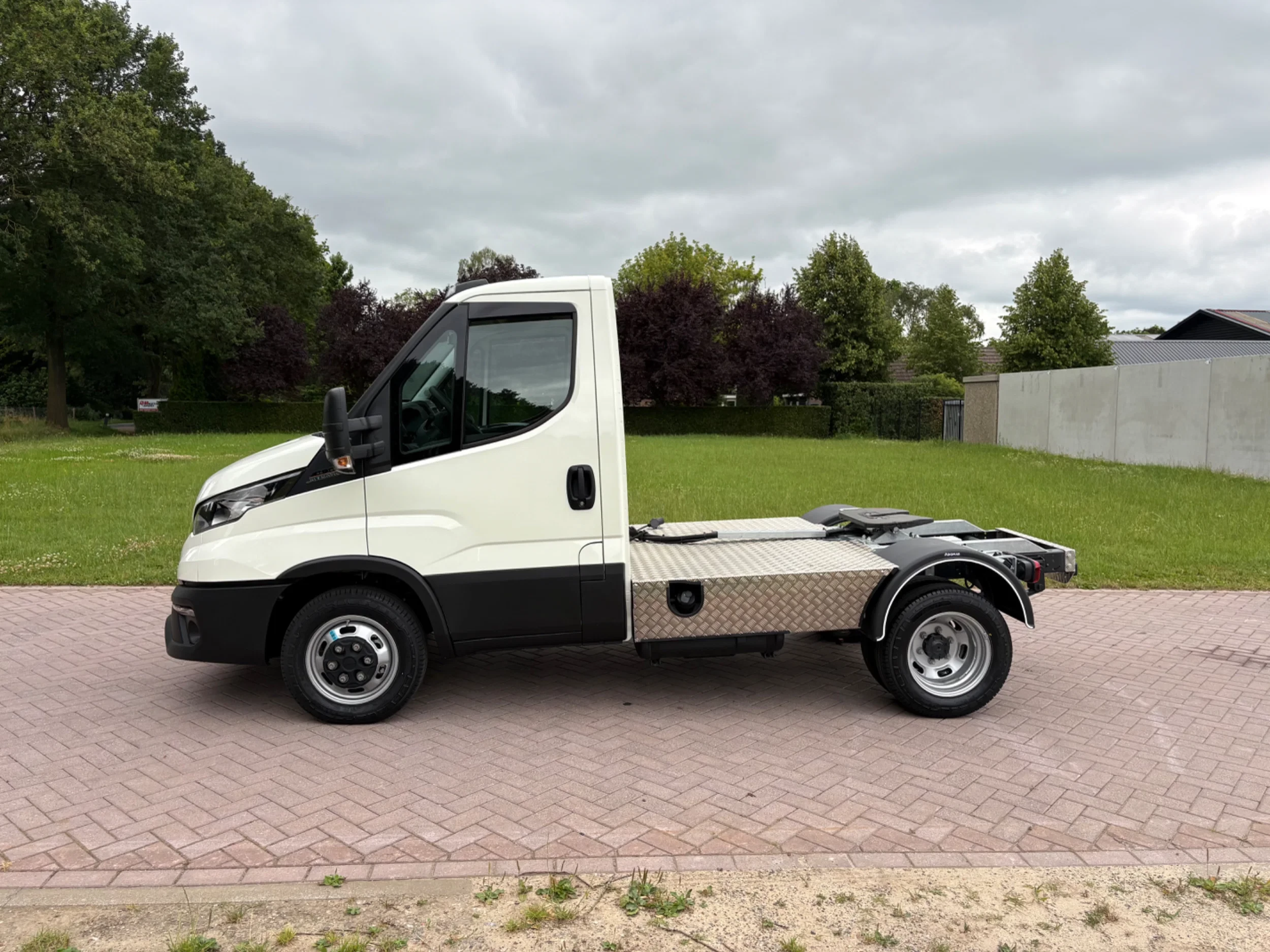 Iveco Daily 2024 - 40C18 Hi-Matic automaat BE trekker 8.1 TON NIEUW obrázek 4