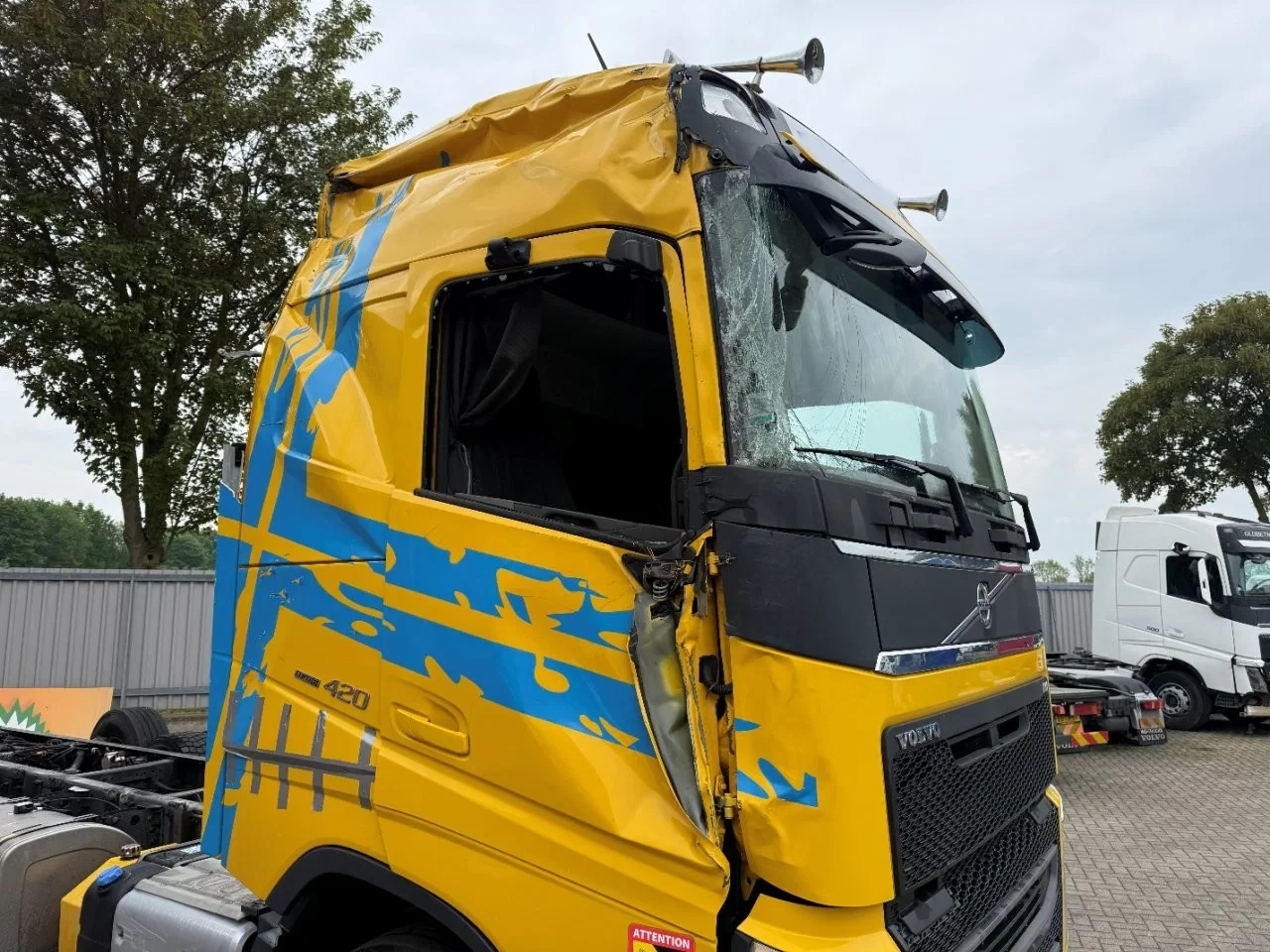 Volvo FH 2020 - FH4-420 / ENGINE RUNNING / RETARDER / !!ONLY:129957 KM!! / LIFT+LENKACHSE / HYDRAULICS / AUTOMATIC / EURO-6 / 2020 afbeelding 7