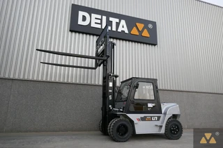 UN Forklift 2025 - FD70T-NJB3 afbeelding 3 miniatuur
