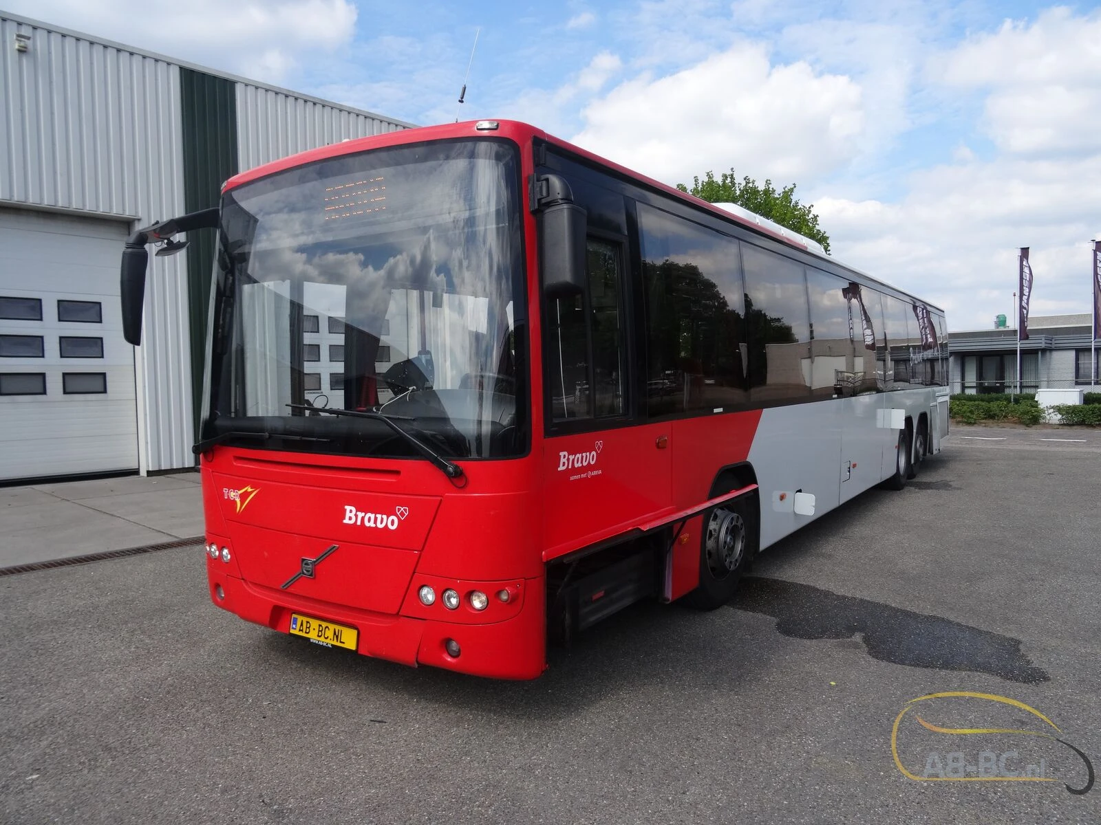 Volvo 8700 LE, B12B 54 Seats EURO 4 2008 afbeelding 10