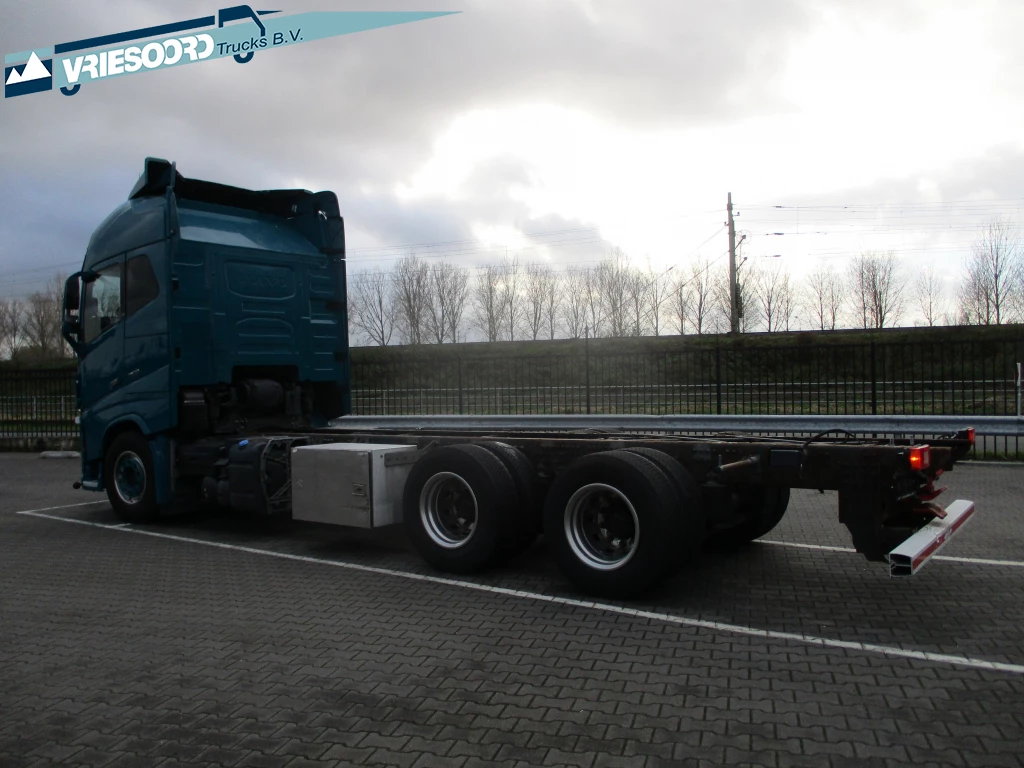 Volvo FH 2017 - 750 6x4 image 2