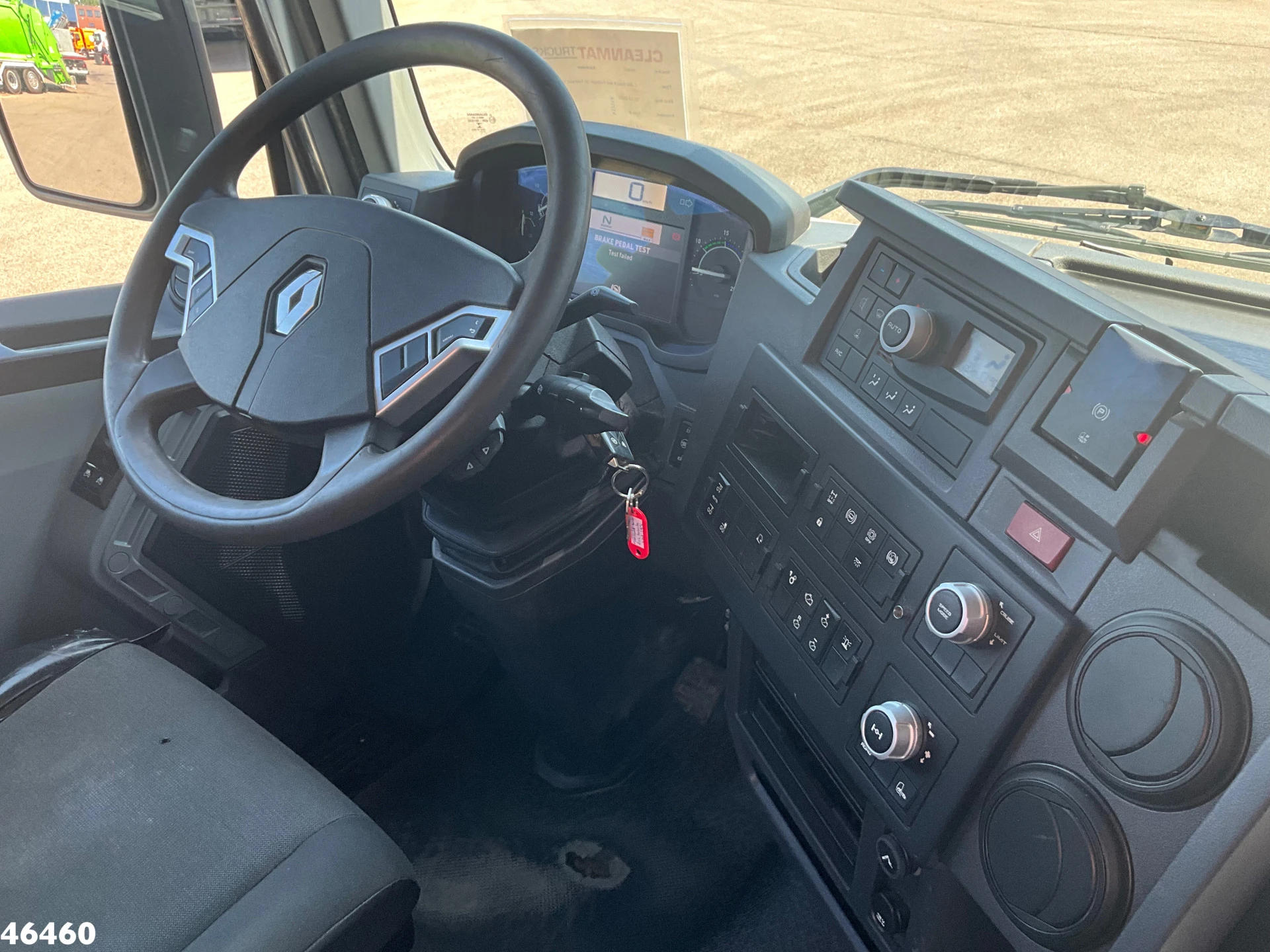 Renault 19 2016 - C 460 Euro 6 8x4 Palfinger Tonmeter laadkraan image 12