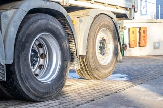 MAN TGS 2015 - 35.440 BL 8x4-4 image 9