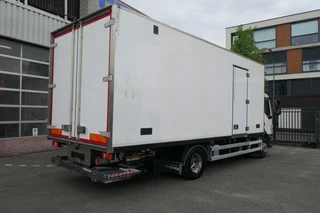 Volvo 240 2013 - FL | Carrier SUPRA 950Mt / Bi-temp | 3 Compartments | 465932Km | 2013 | 12Ton | 6 Cylinder | Dhollandia 1500Kg | TUV/MOT/APK 08-2026 | Luxembourg Truck afbeelding 2 miniatuur