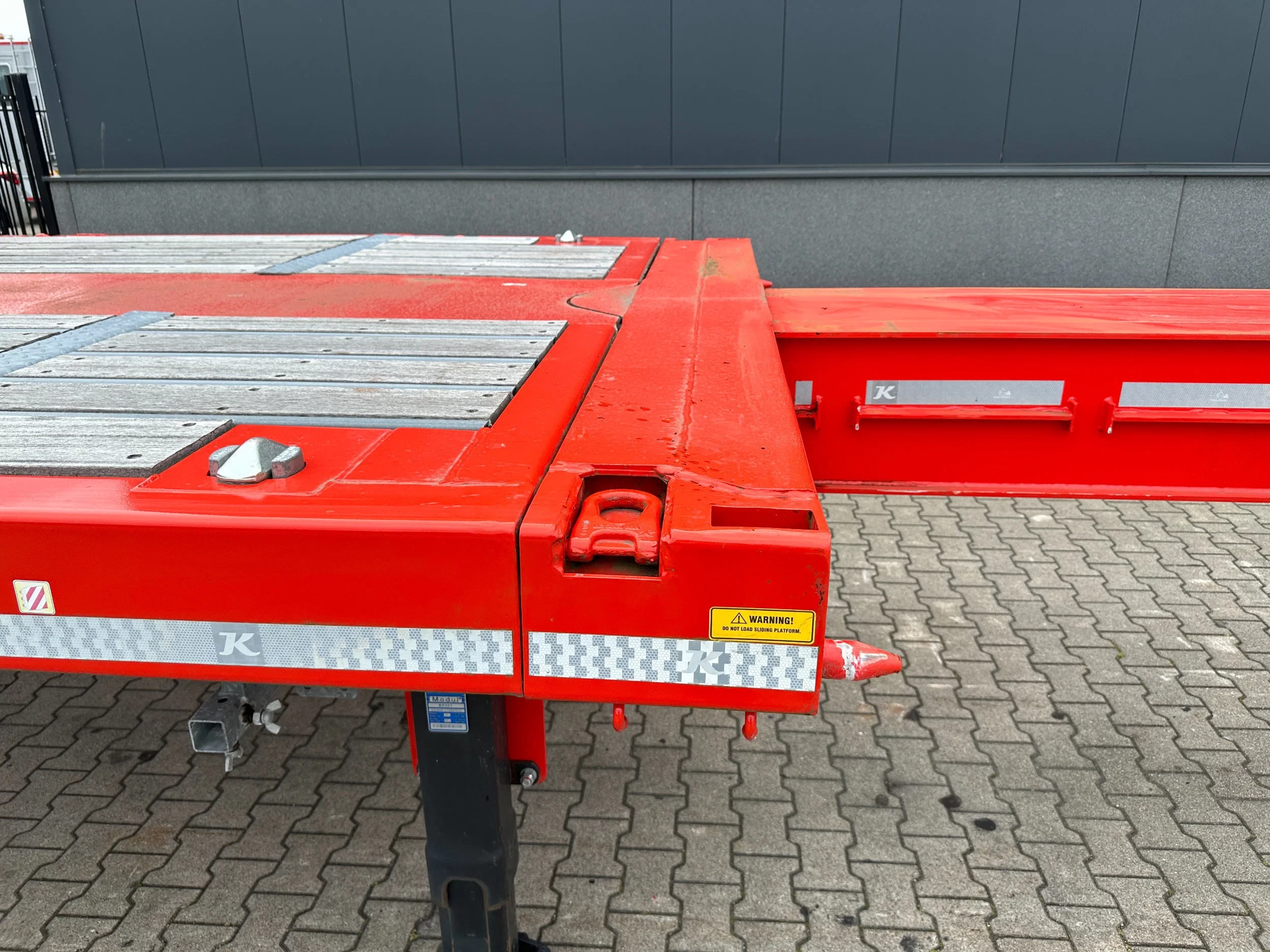 KAESSBOHRER 2026 - new and unused Heavy-Duty flatbed / 690cm extendable / steering axle / lift axle / twistlocks / timberstakes / NL-trailer / APK: 04-2027 zdjęcie 17