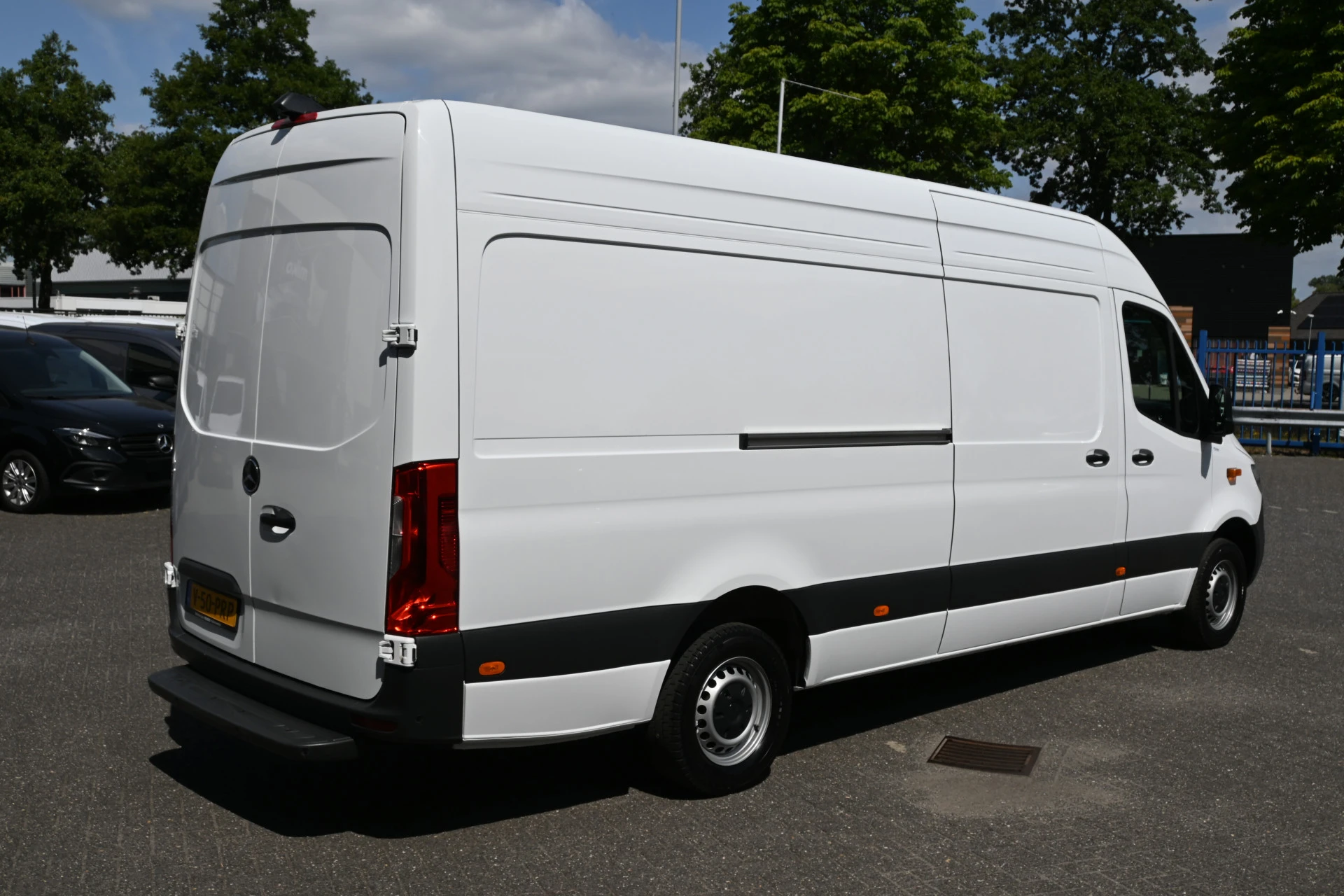 Mercedes-Benz Sprinter 2024 - 317 CDI L3H2 Pro Bild 3