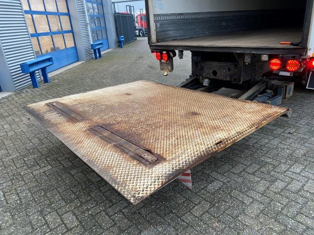 MAN TGS 2008 - 18.360 / HEATED BOX / FULL-AIR / PLATFORM / ONLY:392217 KM / MANUAL / EURO-4 / 2008 afbeelding 7