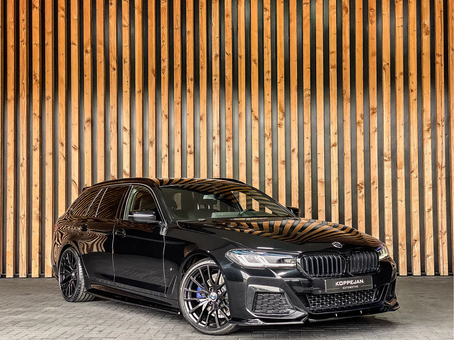 BMW 5 Series 2022 - Touring 520i 184PK Automaat M-Sport obrázek 29