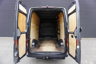 Volkswagen Crafter 2018 - 180pk L3H3/L2H2 Trekhaak Navigatie Camera Parkeersensoren Airco Cruise control image 3 thumbnail