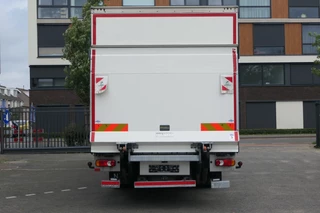 Renault D 2019 - 12 | Dhollandia 1500Kg | 451659Km | 2019 | 12 Ton | Rear view camera | 2 Air-suspended seats | Euro6-C | Belgium Truck obrazek 6