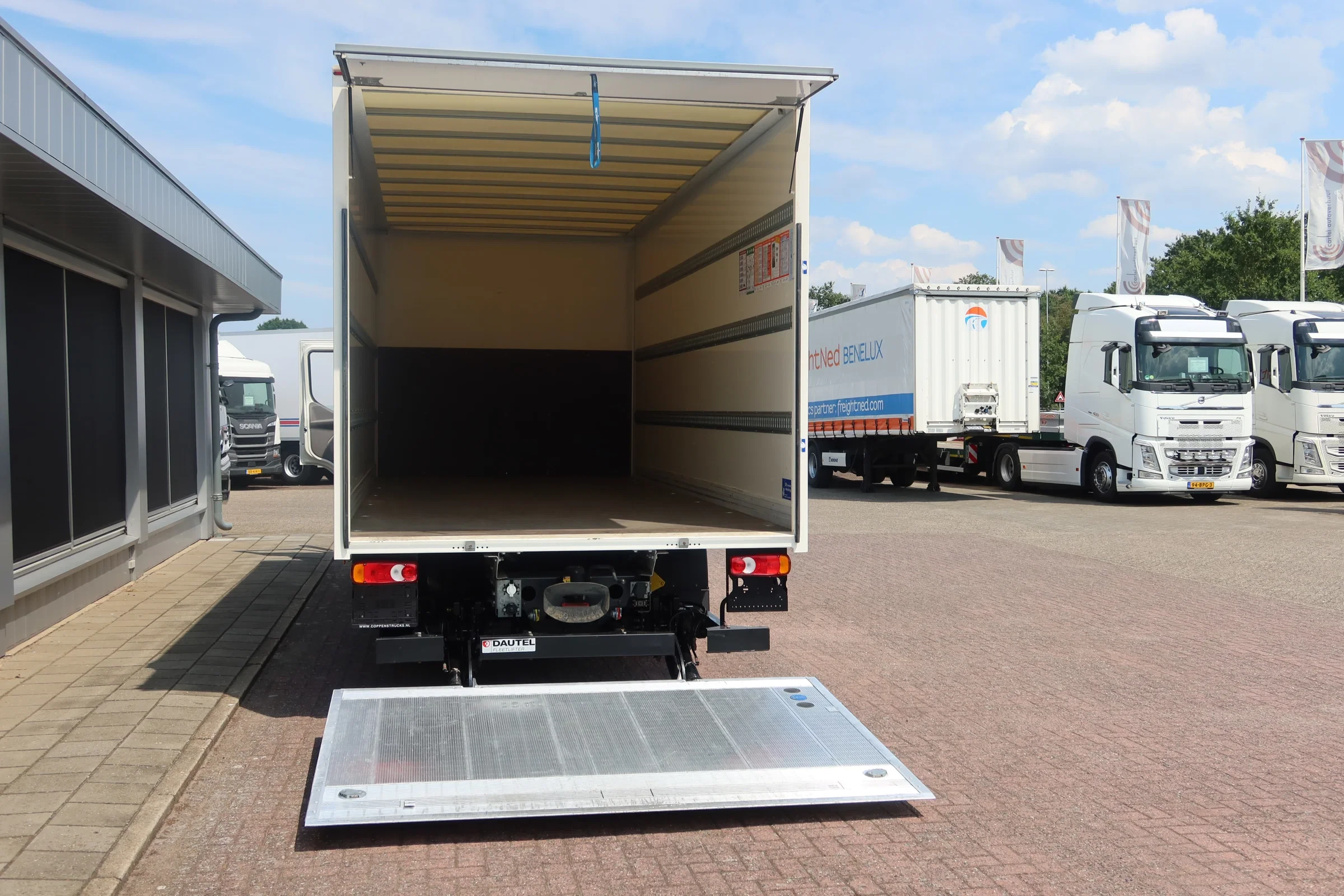 DAF LF 210 2024 - FA Bakwagen + klep 1000 kg + Ringfeder!! afbeelding 3