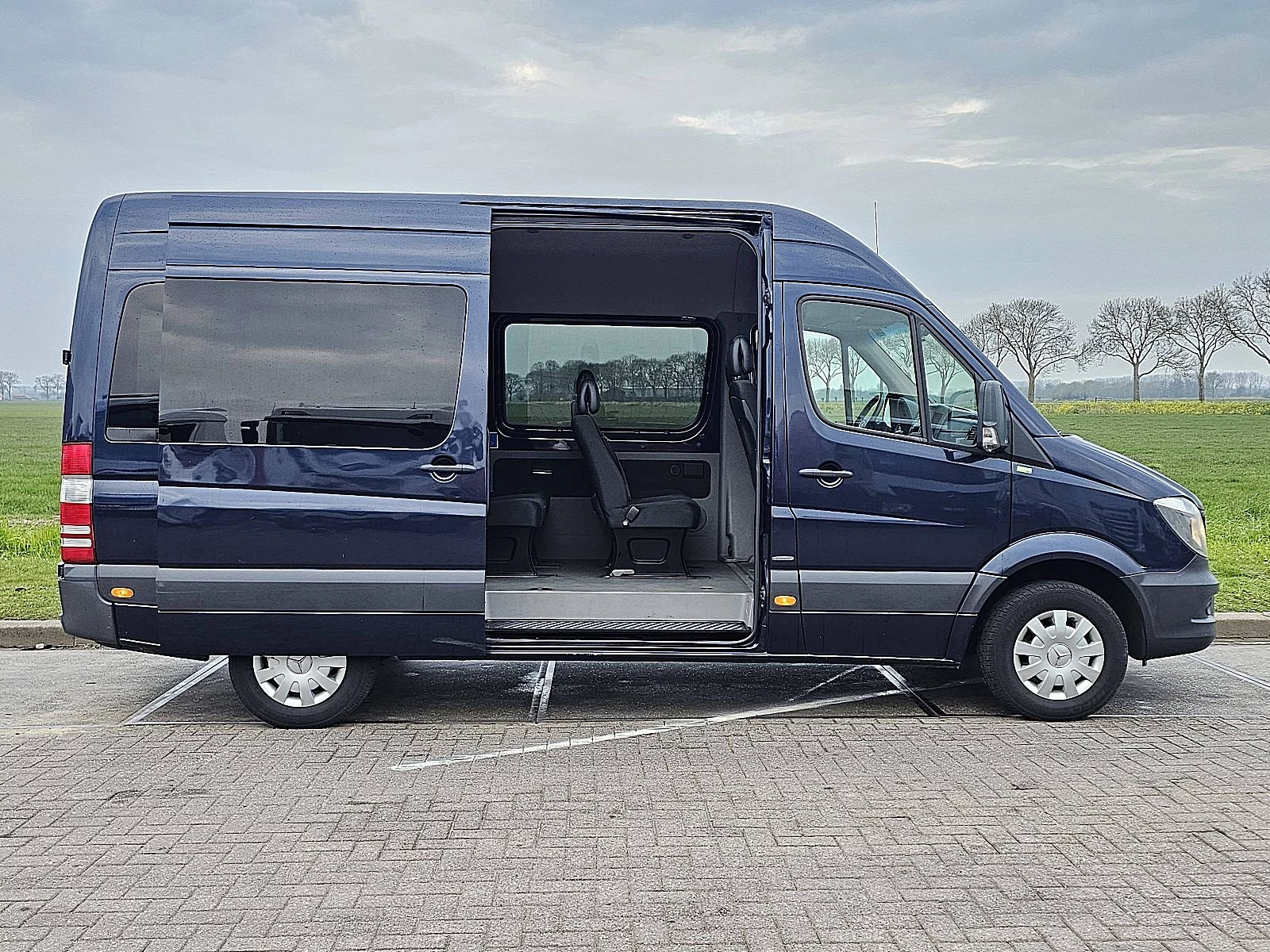Mercedes-Benz Sprinter 2016 - 213 obrázek 14