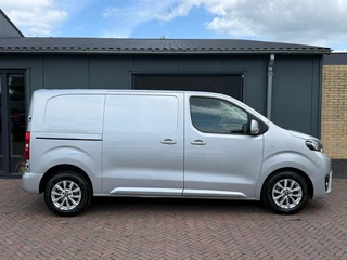 Toyota ProAce 2018 - 2.0 D Professional 2x schuifdeur Trekhaak PDC Navi Clima NAP Half Leer afbeelding 2 miniatuur