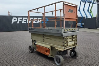 JLG 2011 - 3246ES Electric, 11.7m Working Height, 320kg Capac image 2 miniature