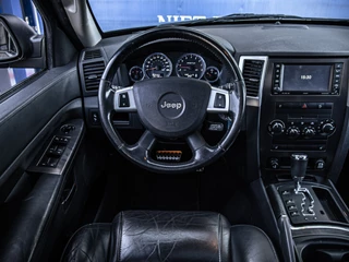 Jeep Grand Cherokee 2009 - 6.1 V8 Hemi SRT-8 | Youngtimer! obrazek 11