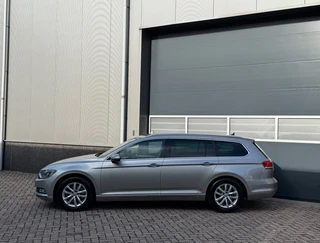 Volkswagen Passat 2016 - Variant 1.8 TSI Business Edition bj.2016 Autom|Navi|Trekh|Pdc. zdjęcie 2 miniatura