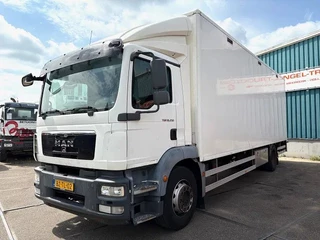 MAN TGM 2012 - 18.250 BL WITH PLYWOOD CLOSED BOX AND LOADING PLATFORM (EURO 5 / AS-TRONIC / AIRCONDITIONING / COMPLETE SPOILERSET / ENGINE PROBLEM!!) te koop